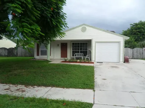10672 Aquarius Lane Royal Palm Beach FL 33411