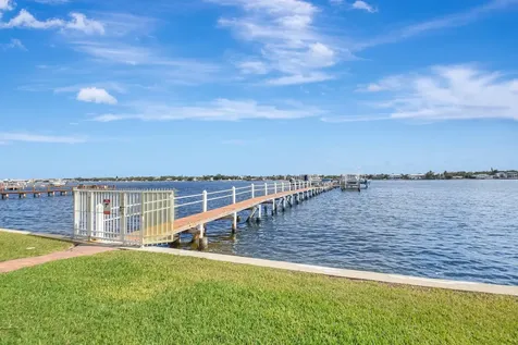 1206 S Lake Drive Lantana FL 33462