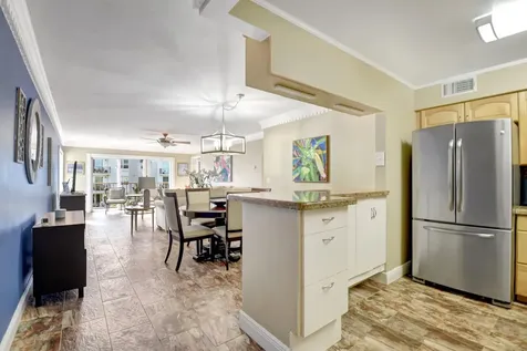 1206 S Lake Drive Lantana FL 33462