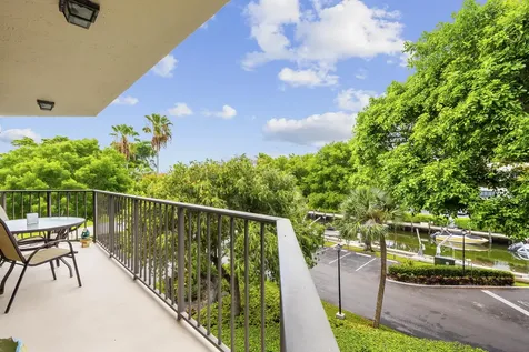 859 Jeffery Street Boca Raton FL 33487