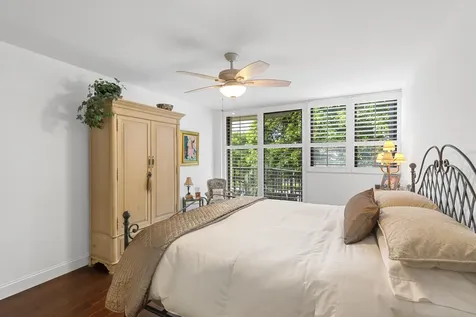 859 Jeffery Street Boca Raton FL 33487