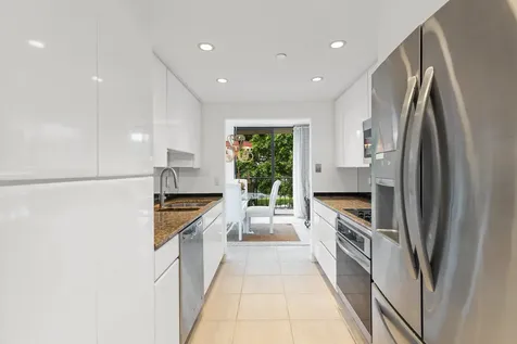 859 Jeffery Street Boca Raton FL 33487