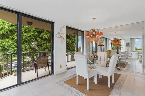 859 Jeffery Street Boca Raton FL 33487