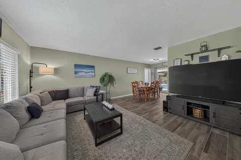 555 Nw 15th Avenue Boca Raton FL 33486