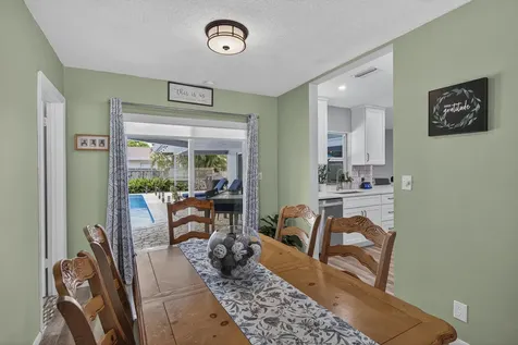 555 Nw 15th Avenue Boca Raton FL 33486