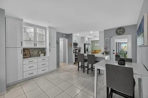 555 Nw 15th Avenue Boca Raton FL 33486