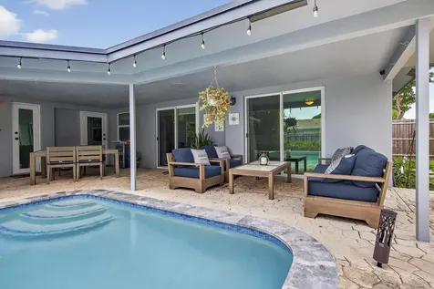 555 Nw 15th Avenue Boca Raton FL 33486