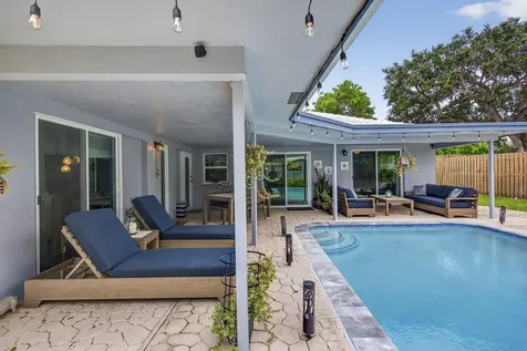 555 Nw 15th Avenue Boca Raton FL 33486