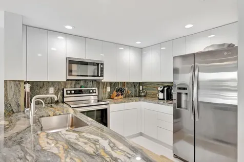 894 E Jeffery Street Boca Raton FL 33487