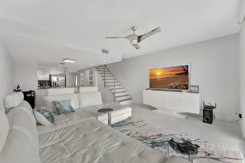 894 E Jeffery Street Boca Raton FL 33487