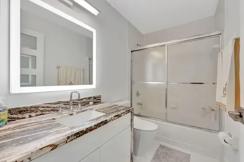 894 E Jeffery Street Boca Raton FL 33487