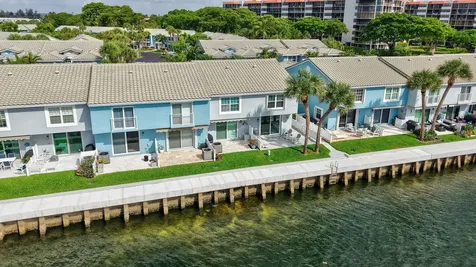 894 E Jeffery Street Boca Raton FL 33487