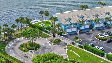 894 E Jeffery Street Boca Raton FL 33487