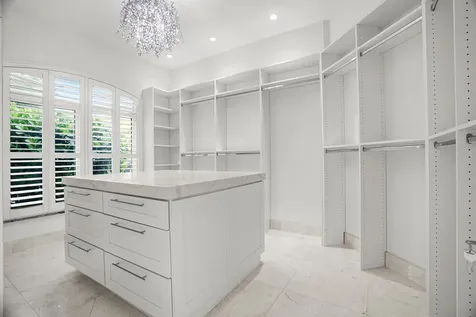 910 Parkside Circle Boca Raton FL 33486