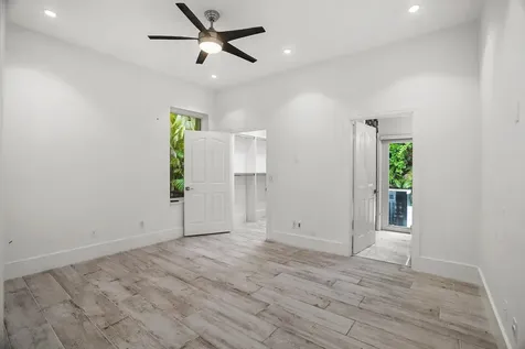 910 Parkside Circle Boca Raton FL 33486