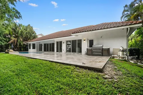 910 Parkside Circle Boca Raton FL 33486