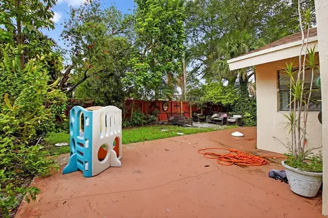 7576 E Sierra Terrace Boca Raton FL 33433