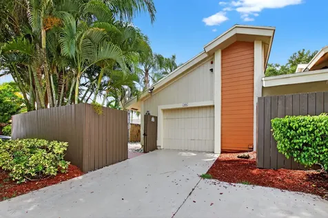 7576 E Sierra Terrace Boca Raton FL 33433