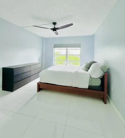 4164 Inverrary Drive Lauderhill FL 33319