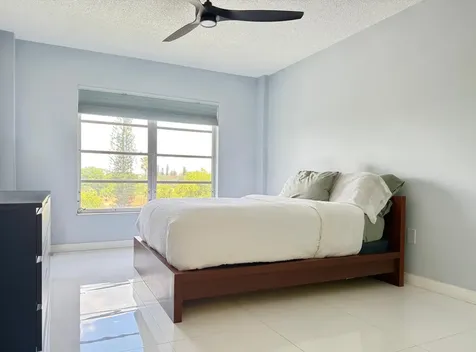 4164 Inverrary Drive Lauderhill FL 33319