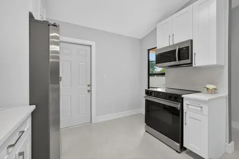 10924 Roebelini Palm Court Boynton Beach FL 33437