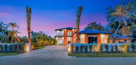 416 S Lake Drive Lantana FL 33462