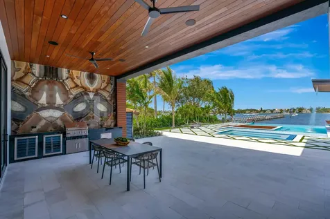 416 S Lake Drive Lantana FL 33462