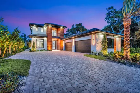 416 S Lake Drive Lantana FL 33462