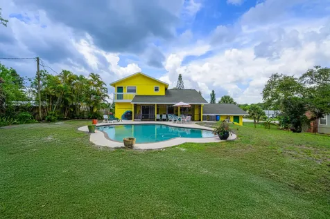 9291 Se Duncan Street Hobe Sound FL 33455
