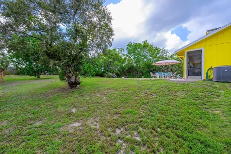 9291 Se Duncan Street Hobe Sound FL 33455