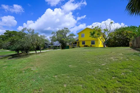 9291 Se Duncan Street Hobe Sound FL 33455