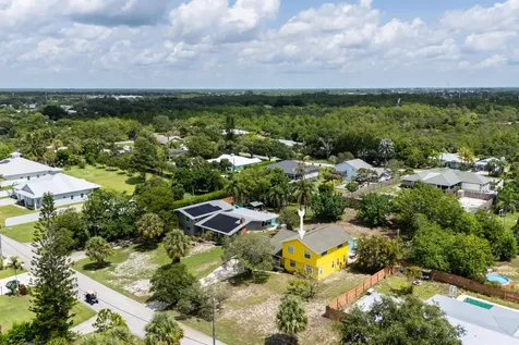 9291 Se Duncan Street Hobe Sound FL 33455