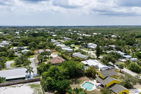 9291 Se Duncan Street Hobe Sound FL 33455