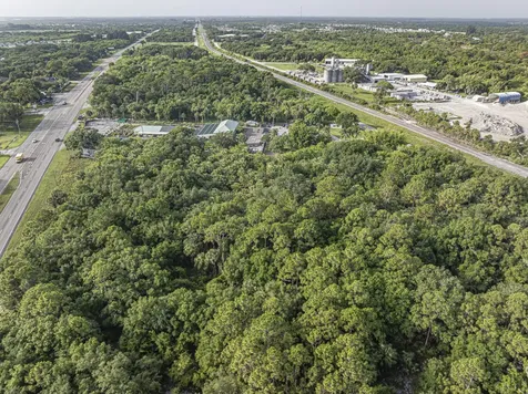 7555 Us Highway 1 Highway Vero Beach FL 32967