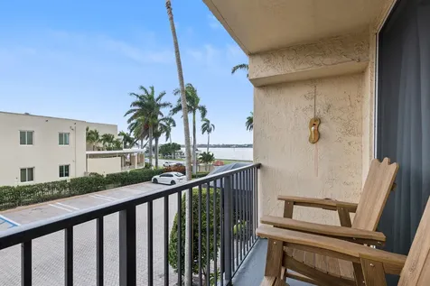 1801 N Flagler Drive West Palm Beach FL 33407