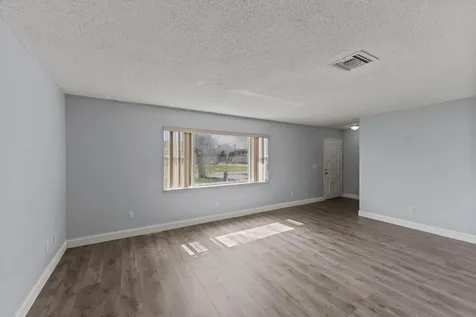 106 Nw Broadview Street Port Saint Lucie FL 34983