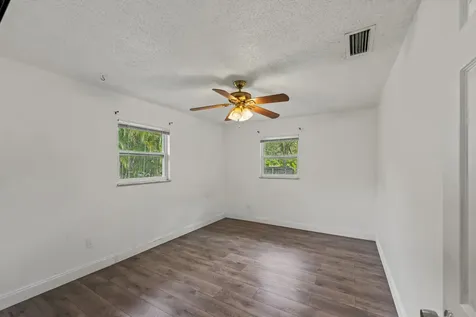 106 Nw Broadview Street Port Saint Lucie FL 34983