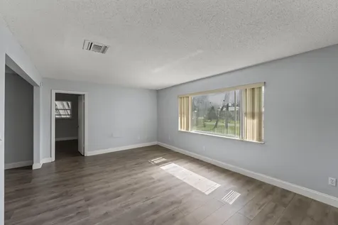 106 Nw Broadview Street Port Saint Lucie FL 34983
