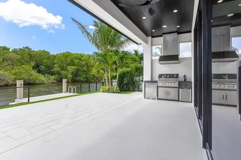 1560 Sw 6th Avenue Boca Raton FL 33486