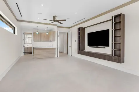 1560 Sw 6th Avenue Boca Raton FL 33486