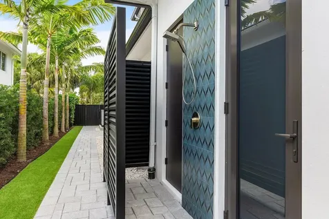 1560 Sw 6th Avenue Boca Raton FL 33486