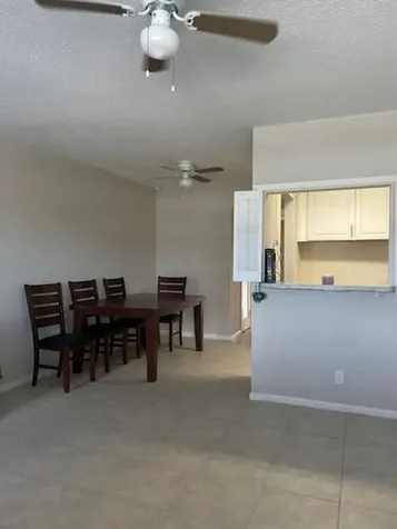 37 Kingswood B West Palm Beach FL 33417