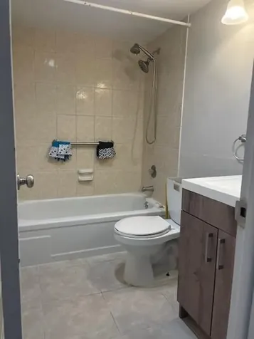 37 Kingswood B West Palm Beach FL 33417