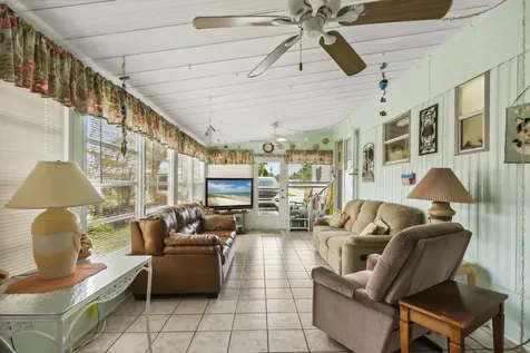 293 Ne Moonstone Drive Jensen Beach FL 34957