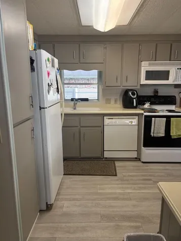 293 Ne Moonstone Drive Jensen Beach FL 34957
