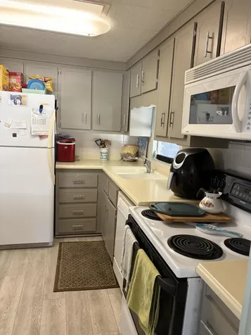 293 Ne Moonstone Drive Jensen Beach FL 34957