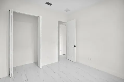 2886 Grant Avenue Palm Bay FL 32909