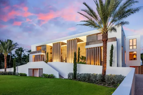 1460 S Ocean Boulevard Manalapan FL 33462