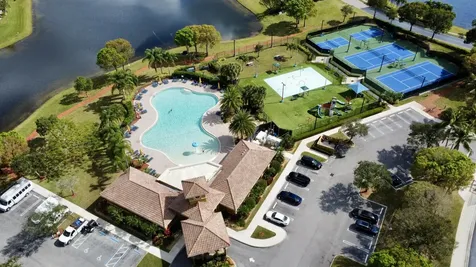 3269 Turtle Cove West Palm Beach FL 33411