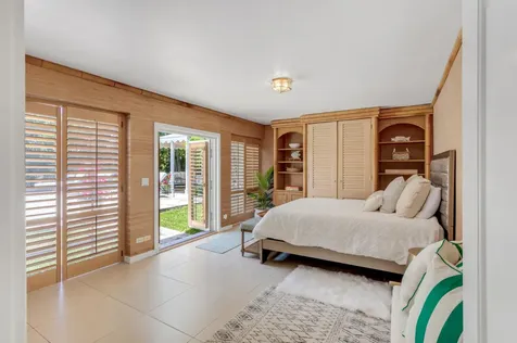 145 Clarendon Avenue Palm Beach FL 33480